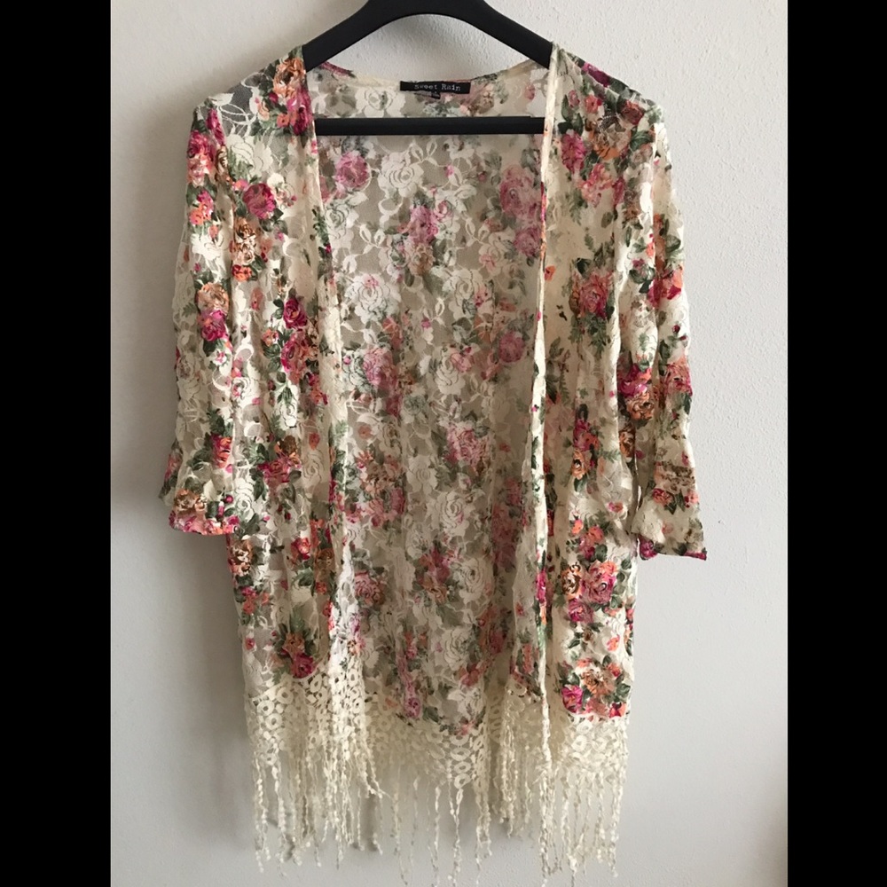 Boho Floral lace fringed cover up